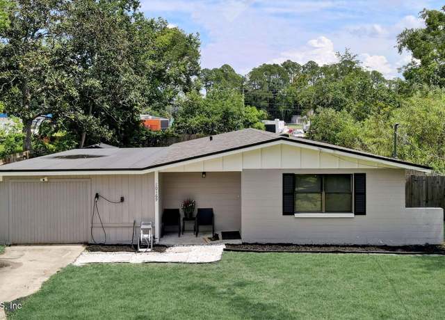 Property at 10169 Melanie Ave, Jacksonville, FL 32218, 4 beds, 2 baths