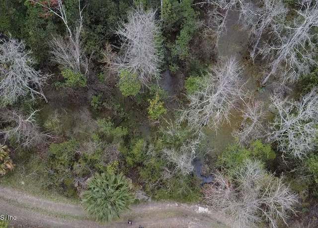 Property at 116 Moonglow Dr, Crescent City, FL 32112