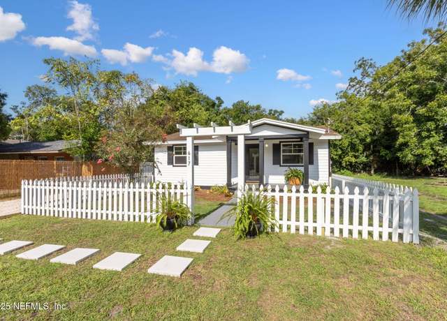 Property at 617 S 9th St, Fernandina Beach, FL 32034, 2 beds, 2 baths