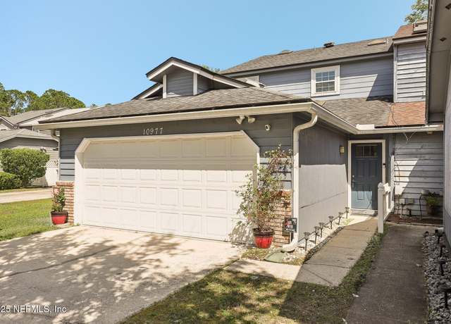 Property at 10977 Peppermill Ln, Jacksonville, FL 32257, 2 beds, 2.5 baths