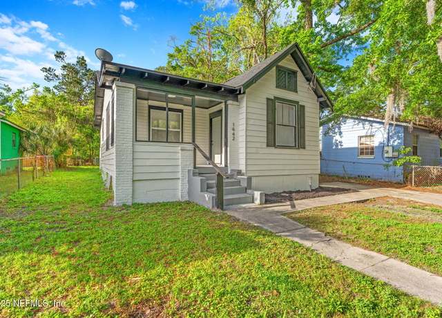 Property at 1642 W 30th St, Jacksonville, FL 32209, 3 beds, 2 baths