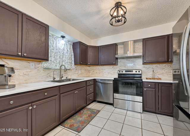 Property at 201 Baker Rd, Satsuma, FL 32189, 3 beds, 2 baths
