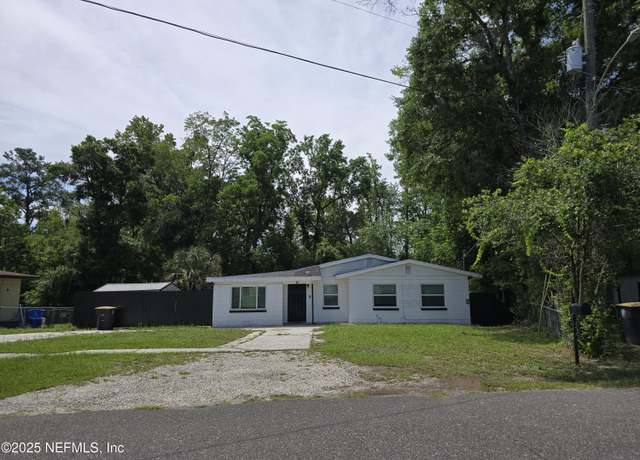 Property at 5952 Blackthorn Rd, Jacksonville, FL 32244, 3 beds, 2 baths