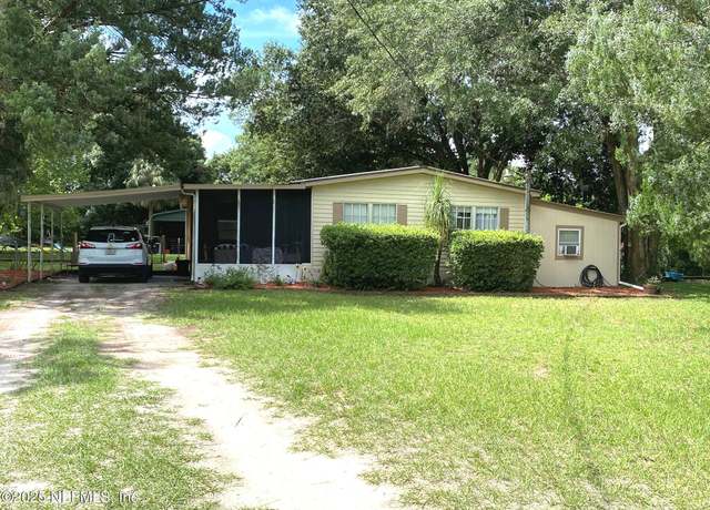 Property at 140 Yancey Cir, Satsuma, FL 32189, 3 beds, 2 baths