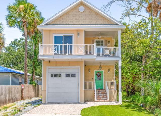 Property at 239 Riberia St, St. Augustine, FL 32084, 4 beds, 3 baths