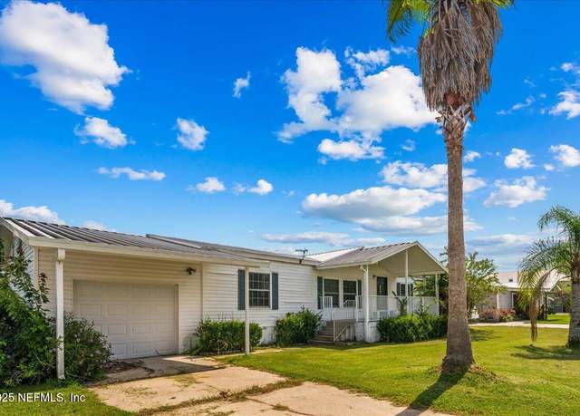 Property at 186 Sportsman Dr, Welaka, FL 32193, 3 beds, 2 baths