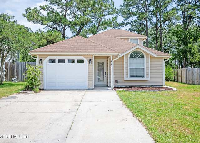 Property at 6737 Newgate Cir E, Jacksonville, FL 32244, 3 beds, 2 baths