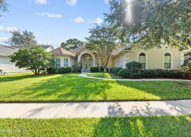 Property at 7967 Monterey Bay Dr, Jacksonville, FL 32256, 4 beds, 4 baths
