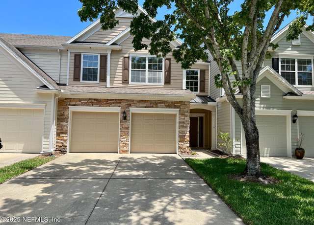 Property at 11110 Castlemain Cir S, Jacksonville, FL 32256, 3 beds, 2.5 baths