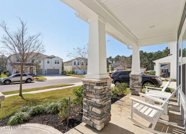 Property at 517 Meadow Creek Dr, St. Johns, FL 32259, 5 beds, 4.5 baths