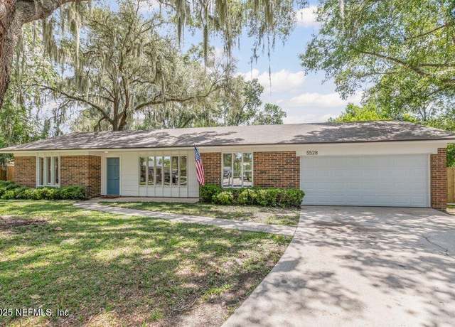 Property at 5528 Bradford Ct, Orange Park, FL 32073, 4 beds, 3 baths
