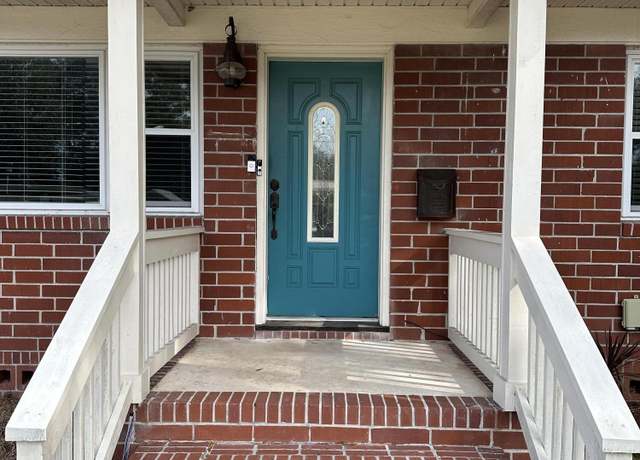 Property at 3219 Plumtree Dr, Jacksonville, FL 32277, 3 beds, 2 baths
