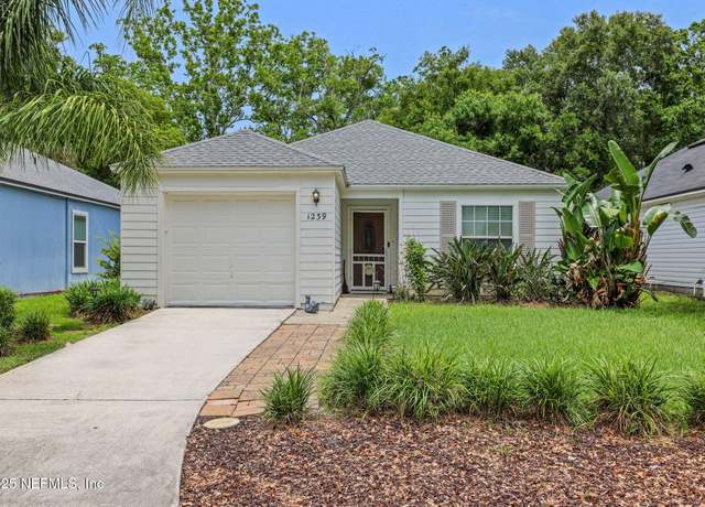 Property at 1239 Brookwood Bluff Rd E, Jacksonville, FL 32225, 2 beds, 2 baths