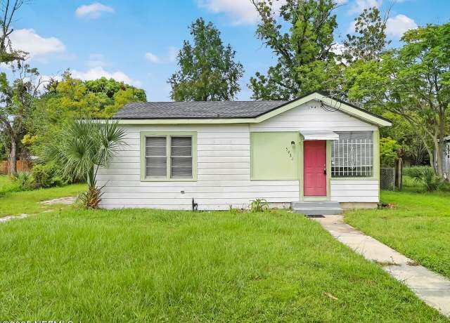 Property at 5921 Silver Plz, Jacksonville, FL 32208, 2 beds, 2 baths