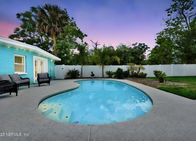 Property at 926 5th Ave N, Jacksonville Beach, FL 32250, 3 beds, 2 baths