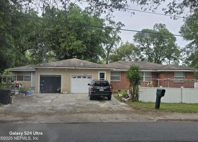 Property at 4549 Clinton Ave, Jacksonville, FL 32207, 3 beds, 2 baths