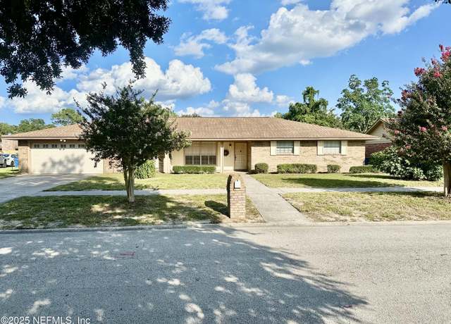 Property at 4075 Greenwillow Ln W, Jacksonville, FL 32277, 4 beds, 2 baths