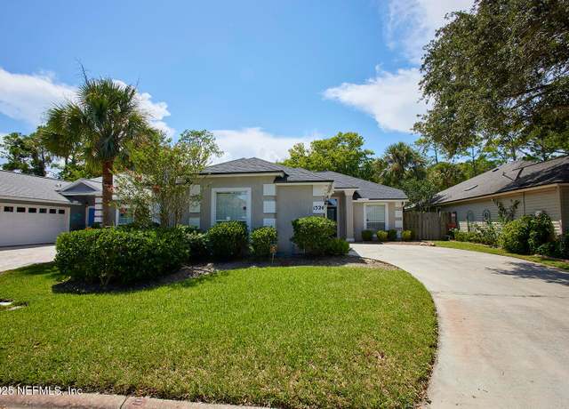 Property at 1524 Linkside Dr, Atlantic Beach, FL 32233, 3 beds, 2 baths