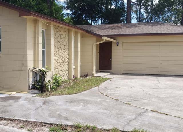 Property at 6024 Jaguar Dr W, Jacksonville, FL 32244, 3 beds, 2 baths