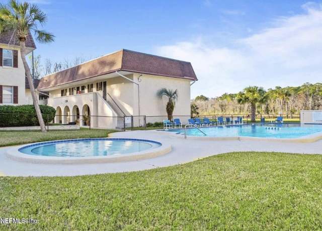 Property at 1748 El Camino Rd #1, Jacksonville, FL 32216, 2 beds, 2 baths