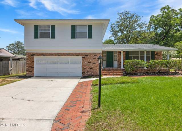 Property at 2749 Birchwood Dr, Orange Park, FL 32073, 4 beds, 2.5 baths
