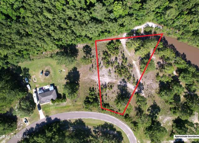 Property at 127 Blackjack Cir, Hollister, FL 32147