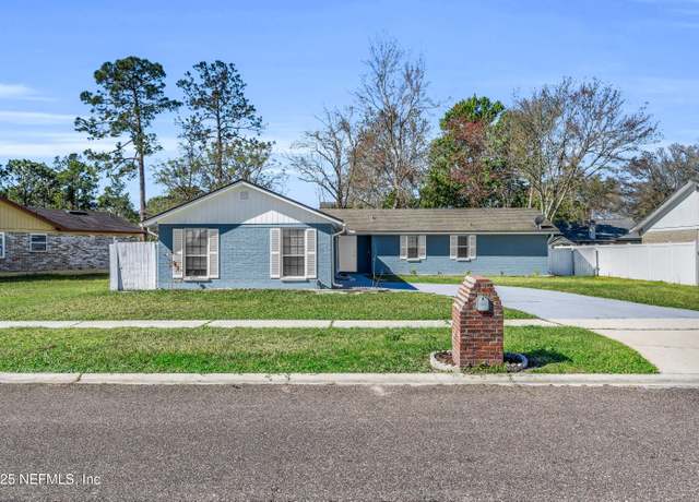 Property at 3950 Star Tree Rd, Jacksonville, FL 32210, 3 beds, 2 baths
