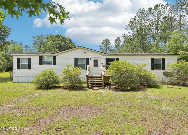 Property at 4809 Acacia St, Middleburg, FL 32068, 5 beds, 3 baths