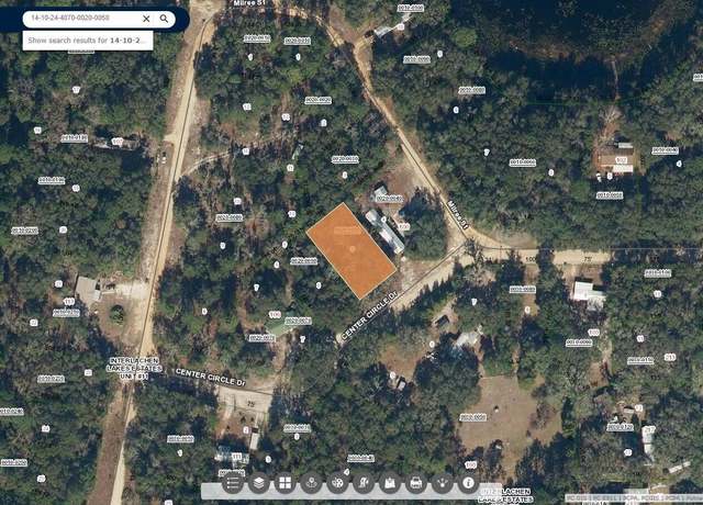 Property at 102/ 104 Circle Dr, Interlachen, FL 32148