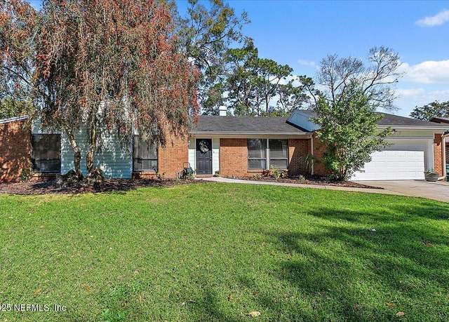 Property at 7043 Holiday Hill Ct, Jacksonville, FL 32216, 3 beds, 2 baths