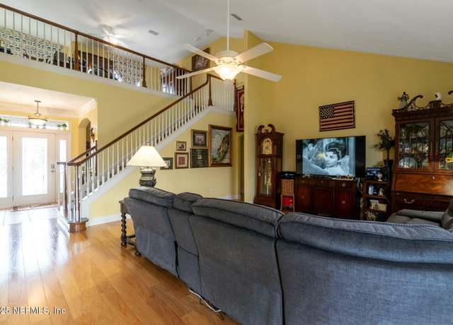 Property at 1267 Limpkin Ln, Middleburg, FL 32068, 4 beds, 3 baths