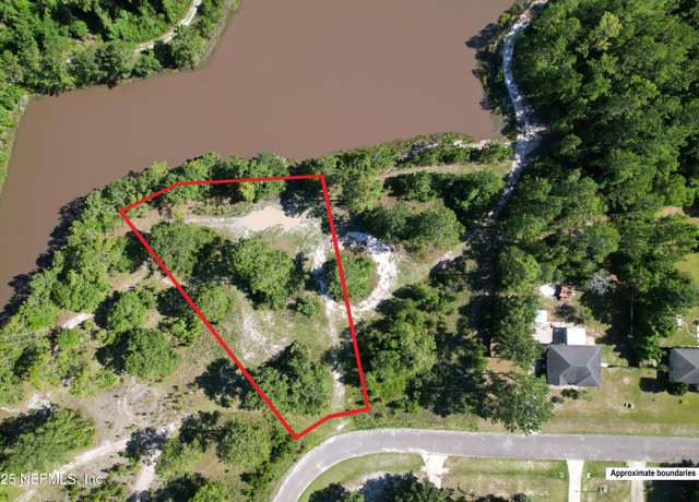 Property at 131 Blackjack Cir, Hollister, FL 32147