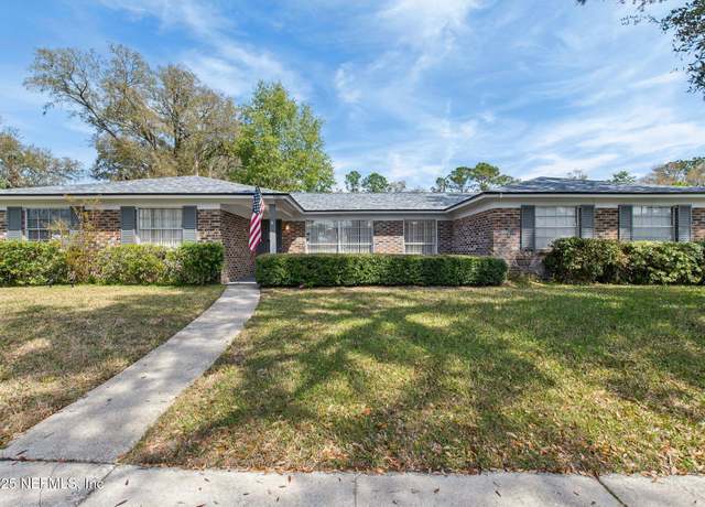 Property at 8401 Country Creek Blvd, Jacksonville, FL 32221, 3 beds, 2 baths