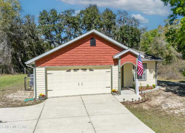 Property at 614 State Road 26, Melrose, FL 32666, 3 beds, 2 baths