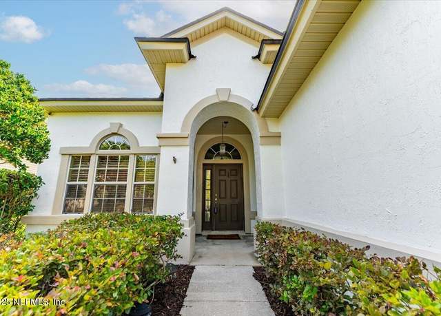 Property at 924 S Garden Lake Dr, St. Augustine, FL 32086, 3 beds, 2.5 baths