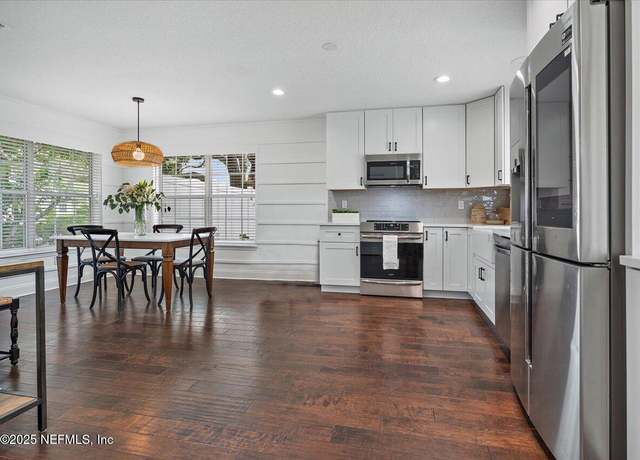 Property at 1515 Birkdale Ln, Ponte Vedra Beach, FL 32082, 4 beds, 2.5 baths