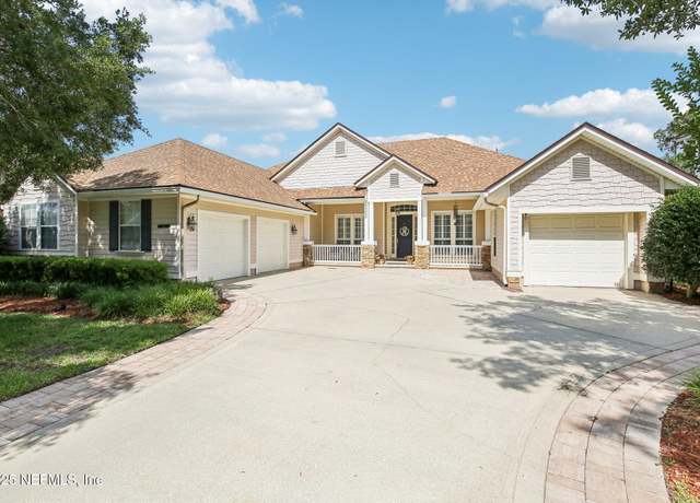 Property at 1867 Paradise Moorings Blvd, Middleburg, FL 32068, 5 beds, 4 baths