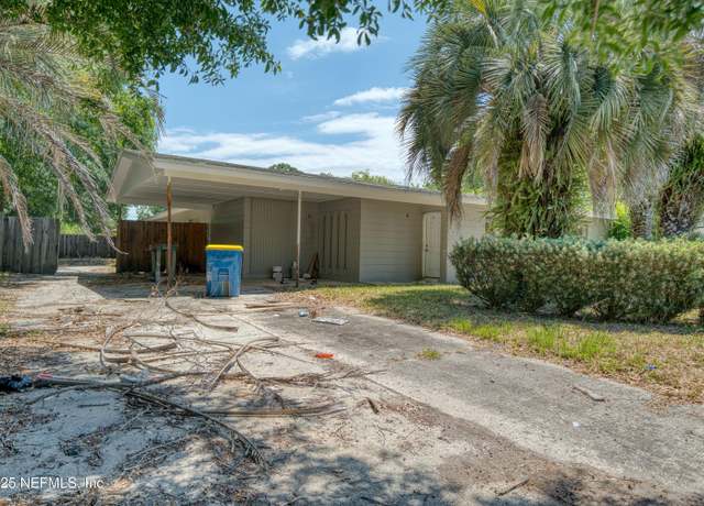 Property at 9441 Devonshire Blvd, Jacksonville, FL 32208, 3 beds, 1.5 baths