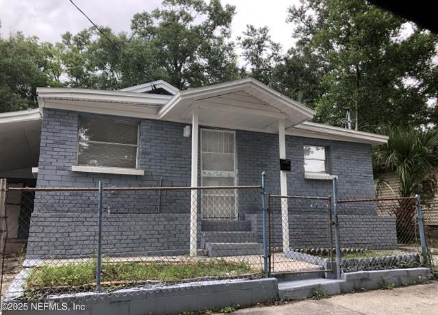 Property at 1663 W 35th St, Jacksonville, FL 32209, 8 beds, 3 baths