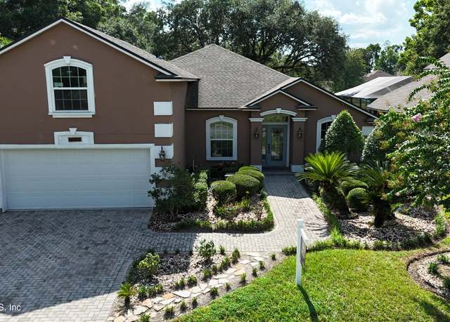 Property at 11626 Marsh Elder Dr, Jacksonville, FL 32226, 4 beds, 3 baths