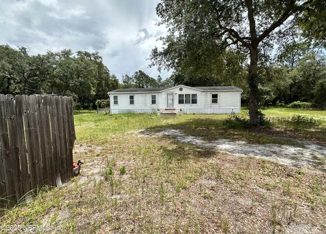 Property at 3221 Robin Ln, Middleburg, FL 32068, 3 beds, 2 baths