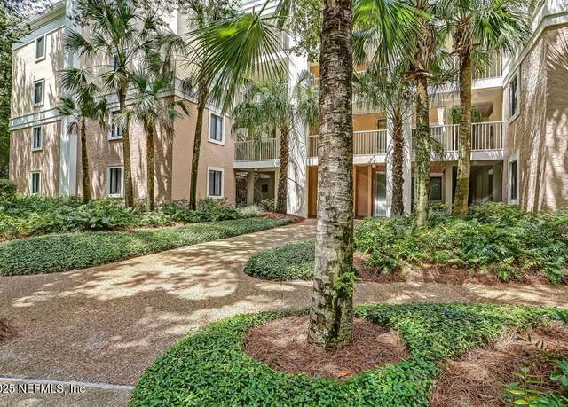 Property at 2104 Beach Wood Rd, Fernandina Beach, FL 32034, 2 beds, 2 baths