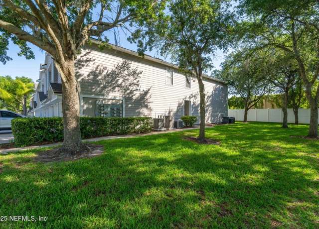Property at 7055 Deer Lodge Cir #105, Jacksonville, FL 32256, 3 beds, 2 baths