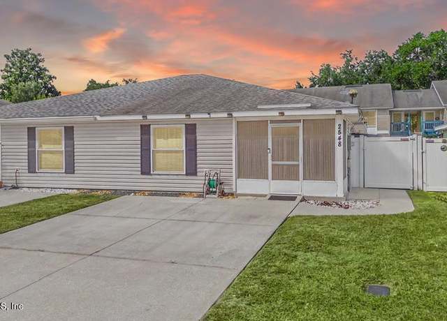 Property at 2548 Haywood Estates Ln, Jacksonville, FL 32233, 3 beds, 2 baths