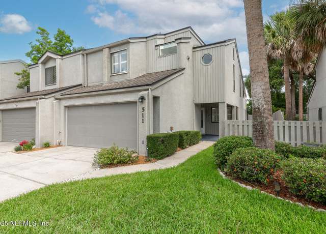 Property at 511 Selva Lakes Cir, Atlantic Beach, FL 32233, 2 beds, 2.5 baths
