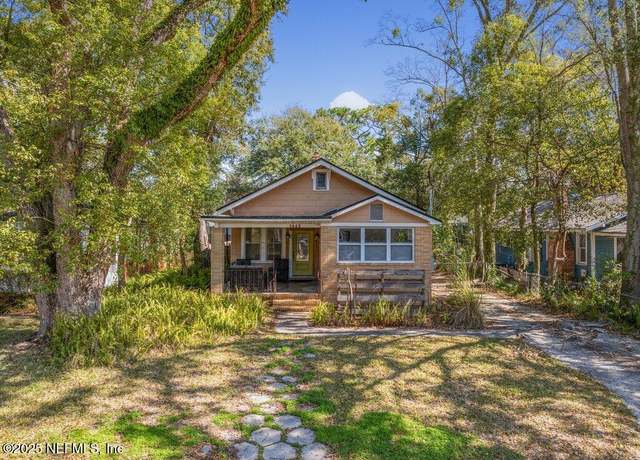 Property at 1443 Wolfe St, Jacksonville, FL 32205, 2 beds, 1.5 baths