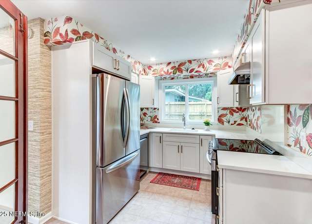 Property at 5358 Camille Ave, Jacksonville, FL 32210, 4 beds, 1 bath