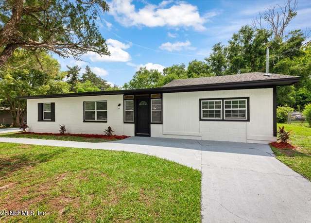 Property at 8940 Monroe Ave, Jacksonville, FL 32208, 3 beds, 3 baths