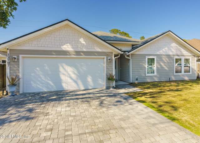 Property at 13707 Gerona Dr N, Jacksonville, FL 32224, 4 beds, 3 baths