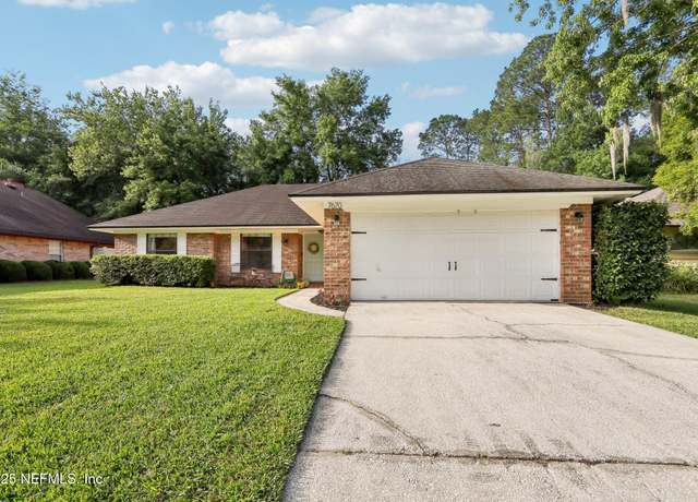 Property at 7670 Hilsdale Harbor Ct, Jacksonville, FL 32216, 3 beds, 2 baths